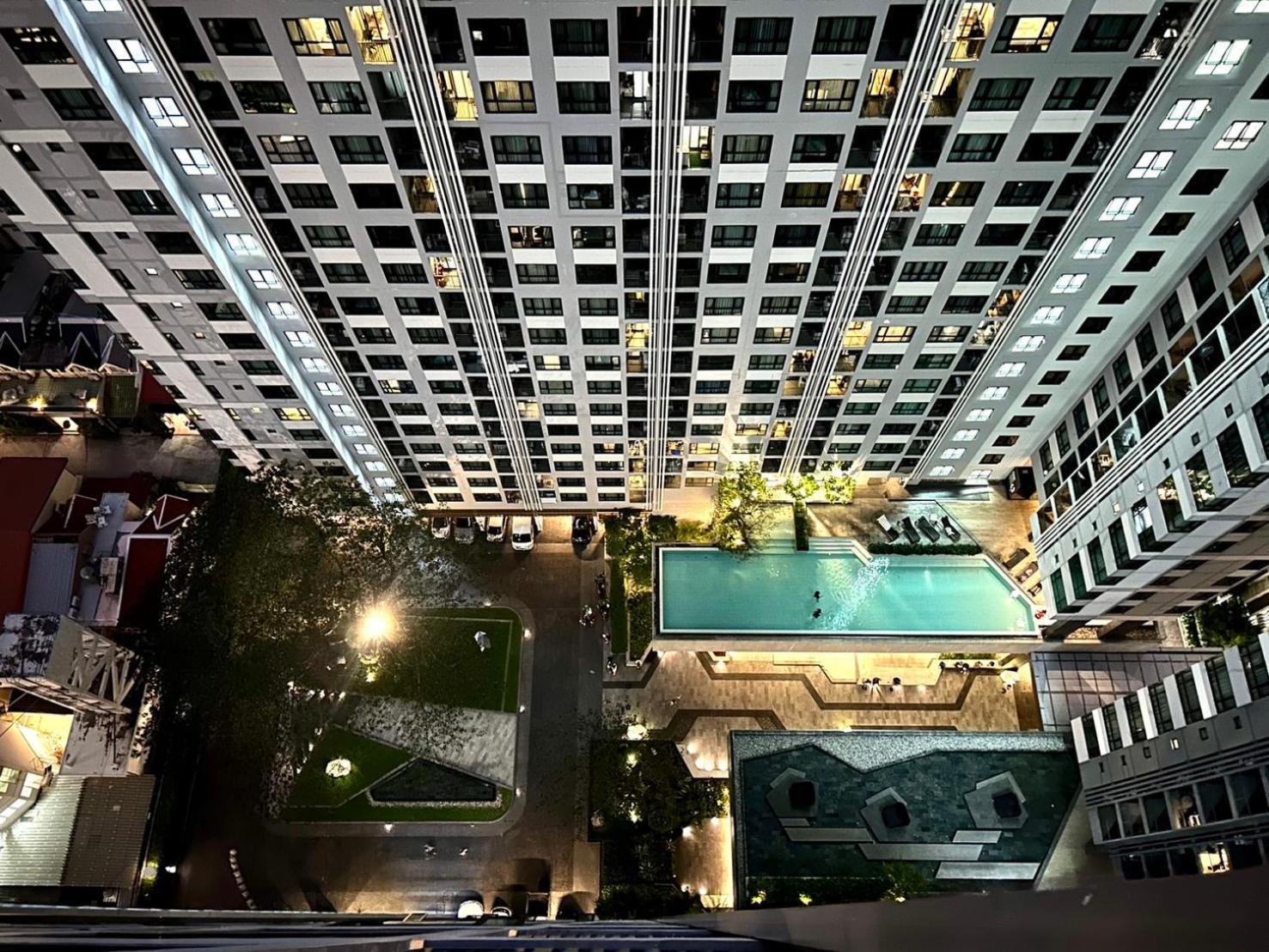 The Base Super Apartemen *