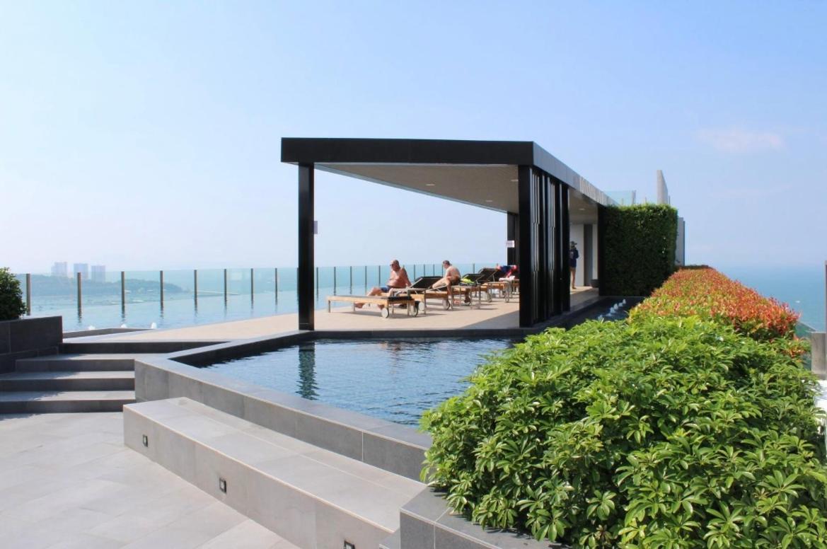 Apartemen The Base Super Pattaya