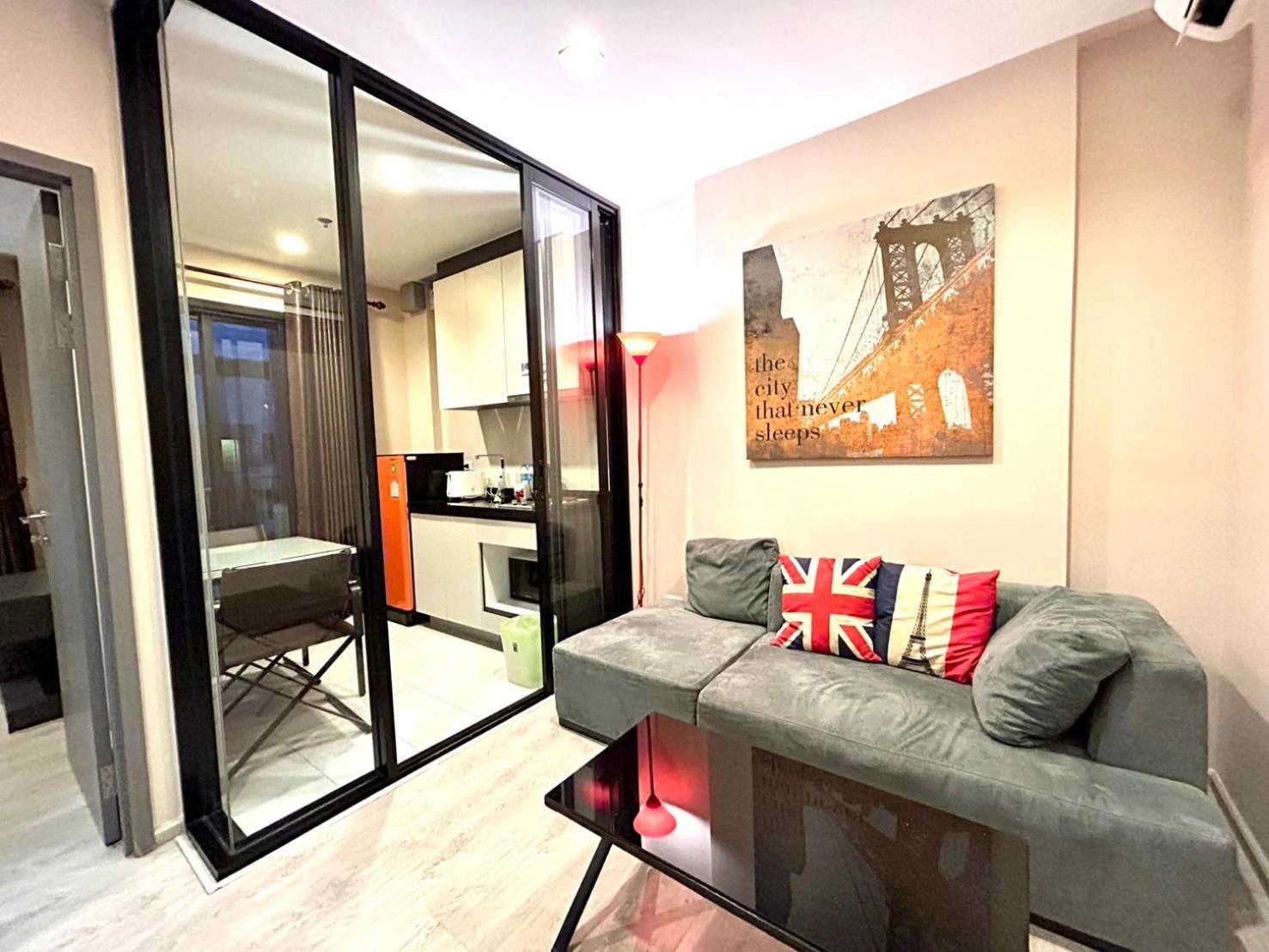 The Base Super Appartement